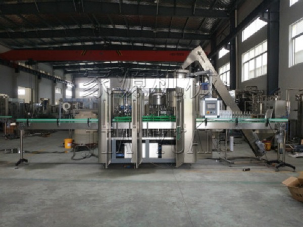 2500-4000瓶/時(shí) 玻璃瓶果汁三合一灌裝機(jī)